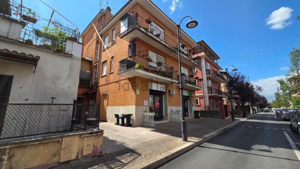 appartamento in vendita a Cave