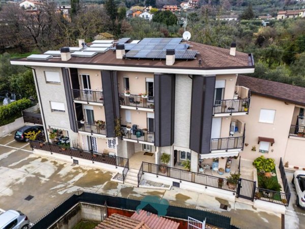 appartamento in vendita a Cave