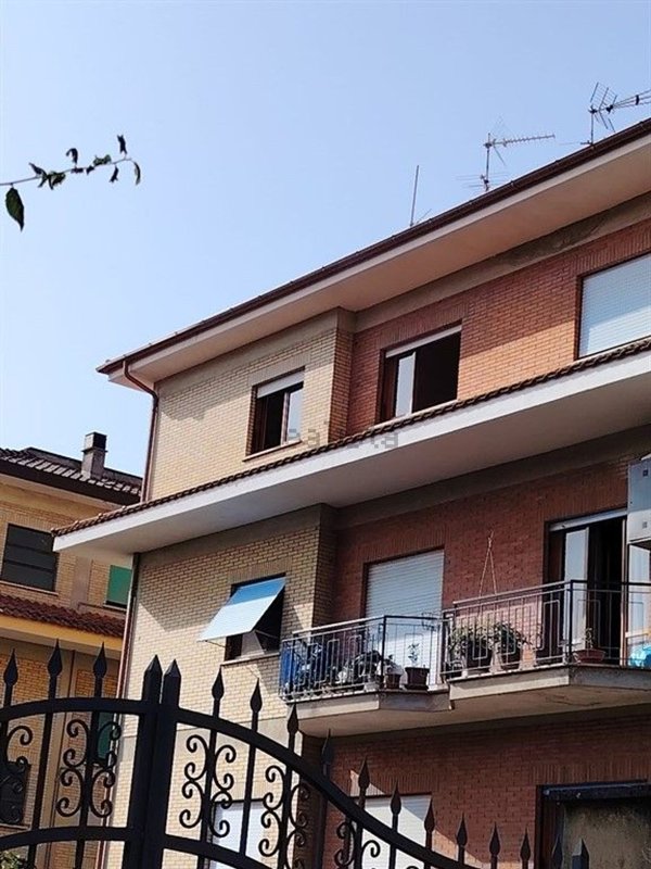 appartamento in vendita a Cave