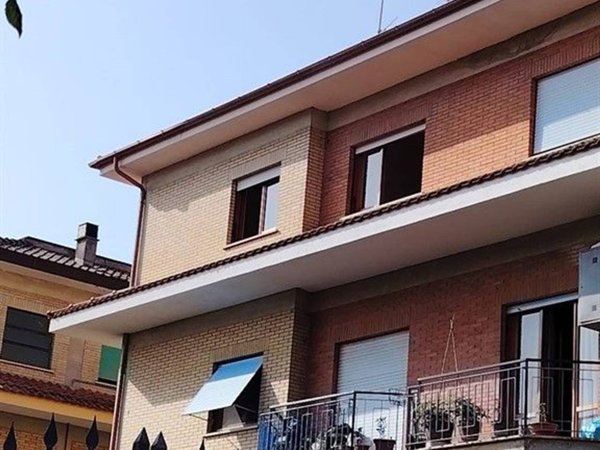 appartamento in vendita a Cave