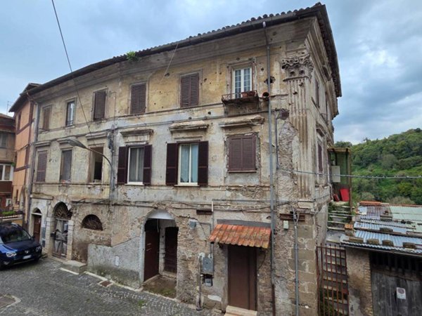 appartamento in vendita a Cave