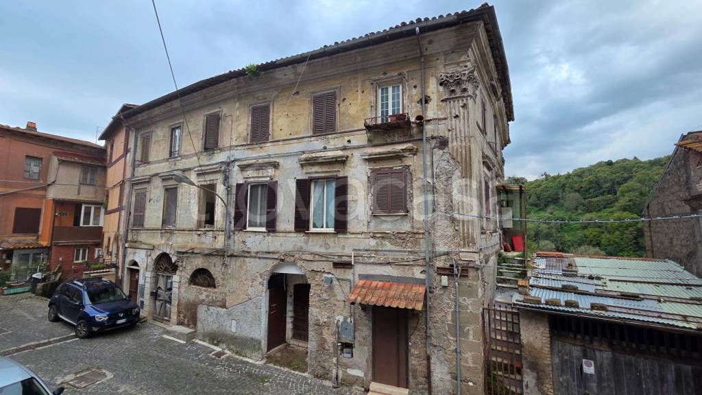 appartamento in vendita a Cave