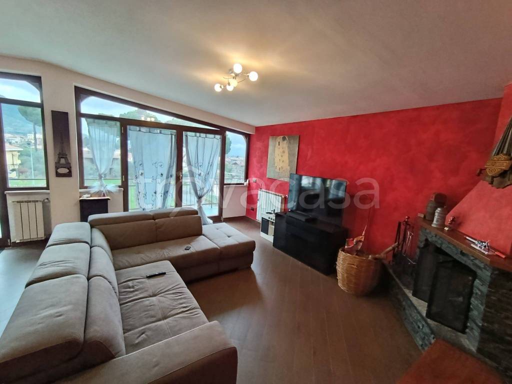 appartamento in vendita a Cave in zona Collepalme