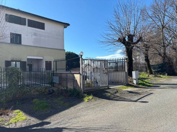 appartamento in vendita a Cave