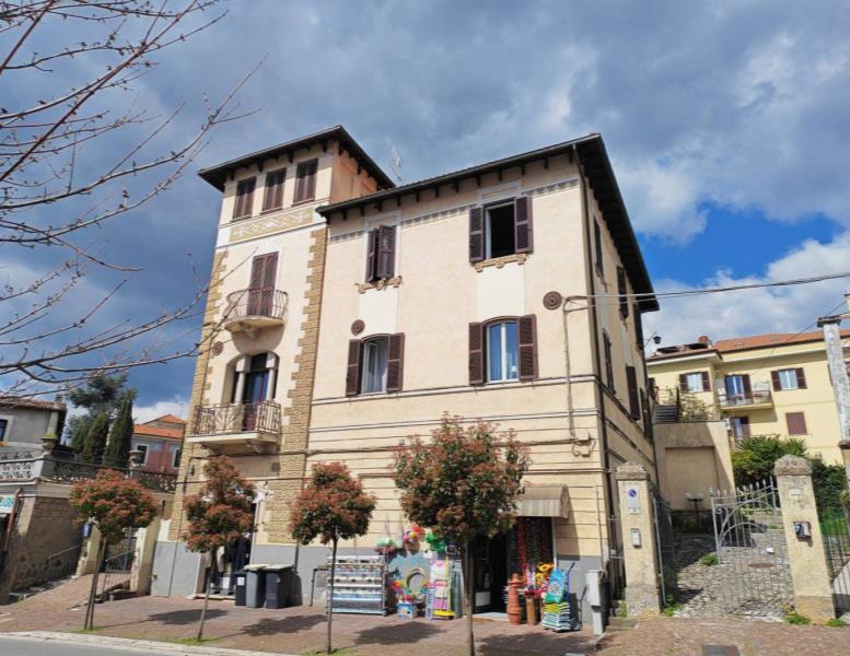 appartamento in vendita a Cave