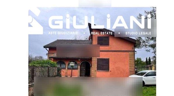 casa indipendente in vendita a Cave