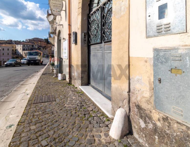 appartamento in vendita a Cave