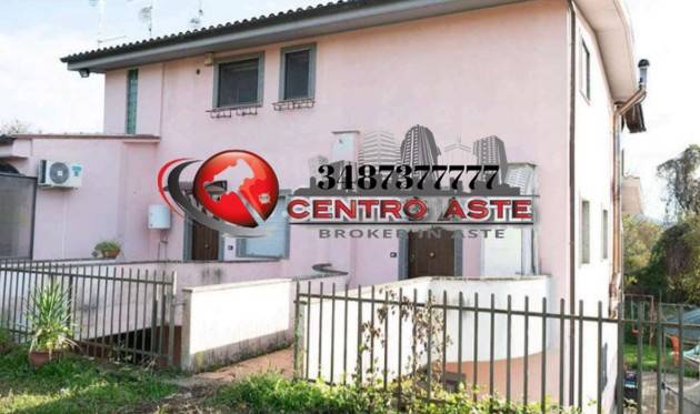 appartamento in vendita a Cave in zona San Bartolomeo