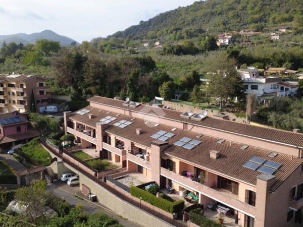 appartamento in vendita a Cave