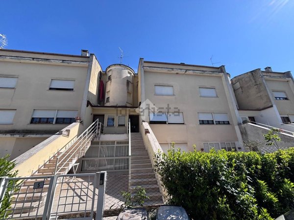 casa indipendente in vendita a Cave