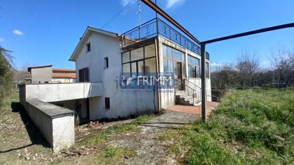 appartamento in vendita a Cave in zona Collepalme