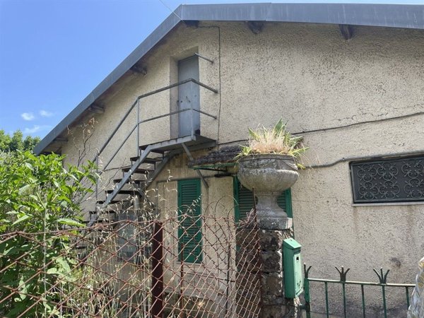 casa indipendente in vendita a Cave