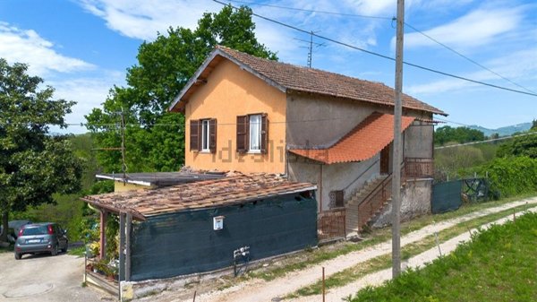appartamento in vendita a Cave