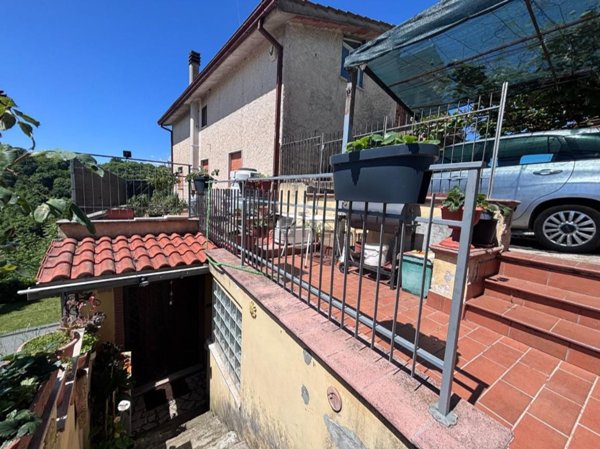appartamento in vendita a Cave