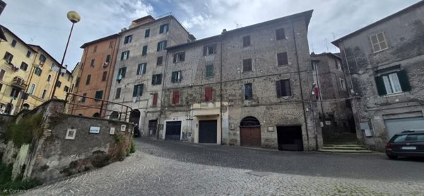appartamento in vendita a Cave