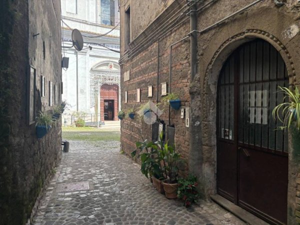 appartamento in vendita a Cave