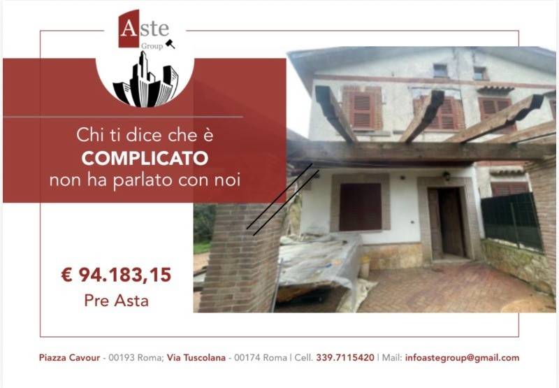 appartamento in vendita a Cave in zona San Bartolomeo