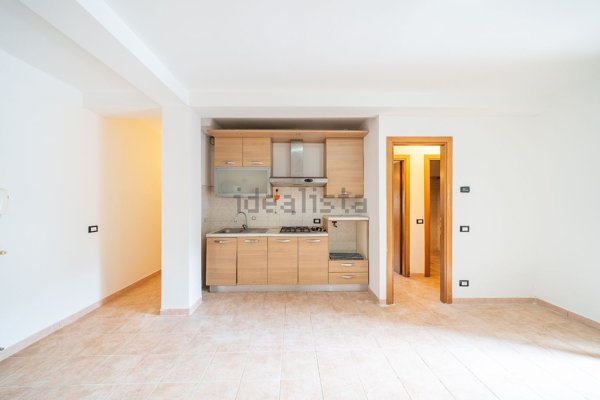 appartamento in vendita a Cave in zona Collepalme