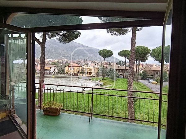 appartamento in vendita a Cave in zona Collepalme