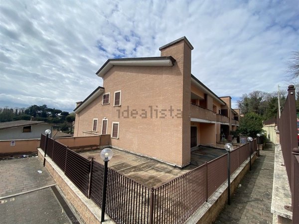 appartamento in vendita a Cave