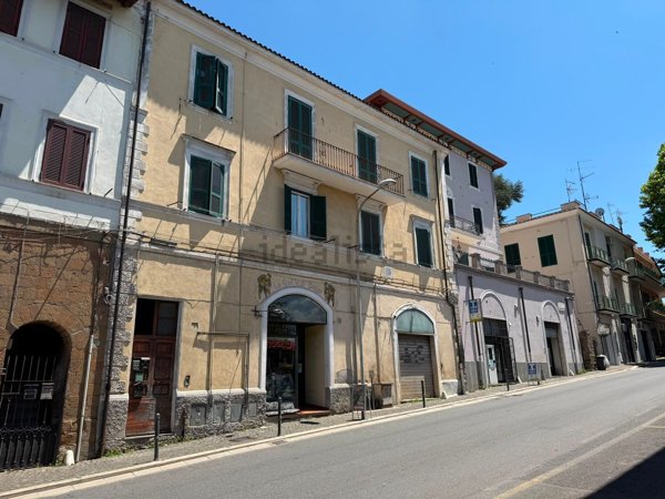 appartamento in vendita a Cave
