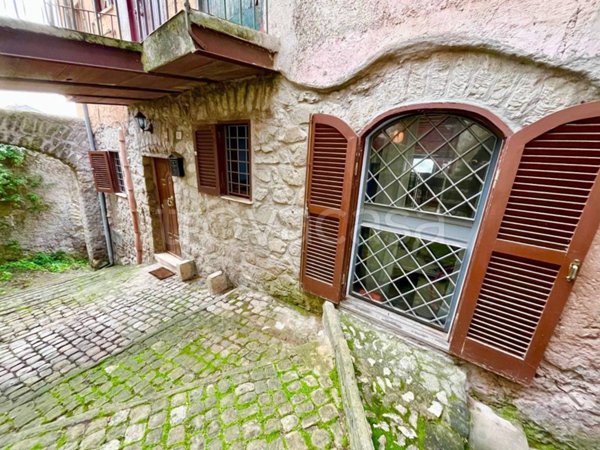 appartamento in vendita a Cave