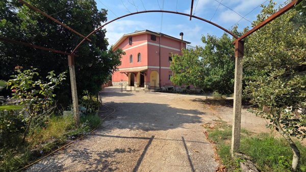 appartamento in vendita a Cave