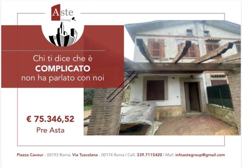appartamento in vendita a Cave in zona San Bartolomeo