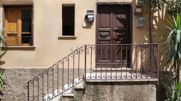 appartamento in vendita a Cave in zona Collepalme