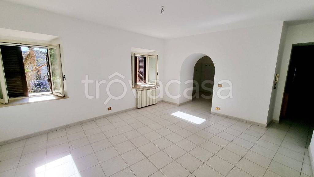 appartamento in vendita a Cave