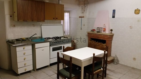 appartamento in vendita a Cerreto Laziale