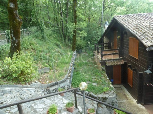 casa indipendente in vendita a Cervara di Roma