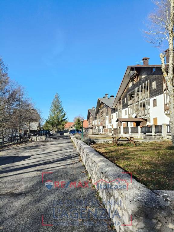 appartamento in vendita a Cervara di Roma in zona Campaegli