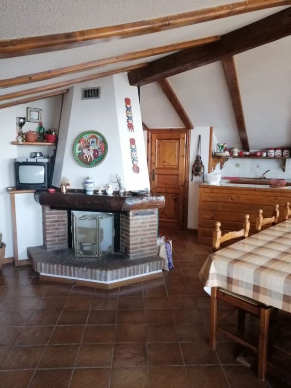 appartamento in vendita a Cervara di Roma in zona Campaegli