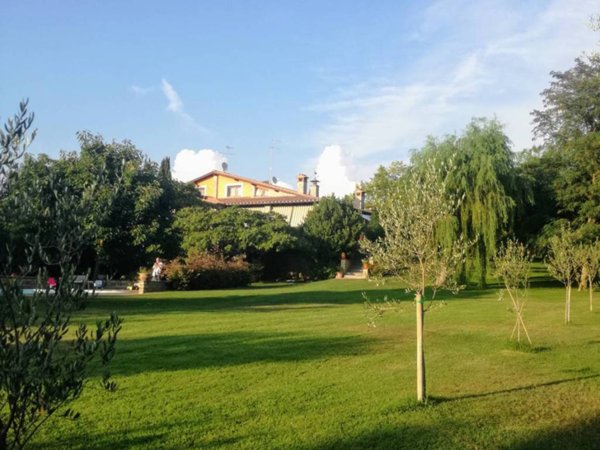 casa indipendente in vendita a Cerveteri in zona Sasso
