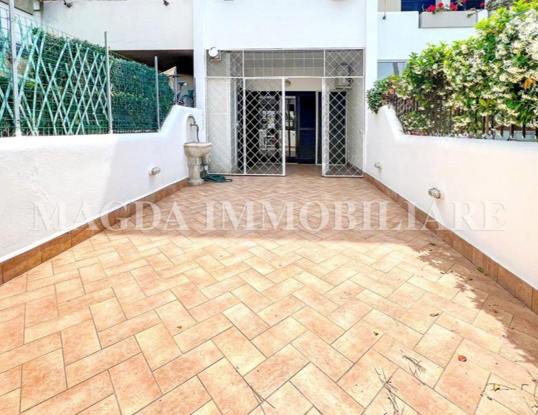 appartamento in vendita a Cerveteri in zona Marina di Cerveteri