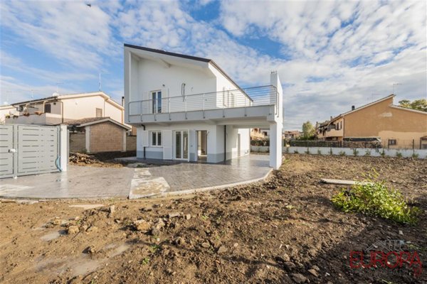 casa indipendente in vendita a Cerveteri