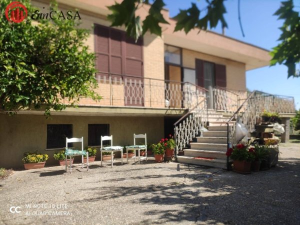casa indipendente in vendita a Cerveteri