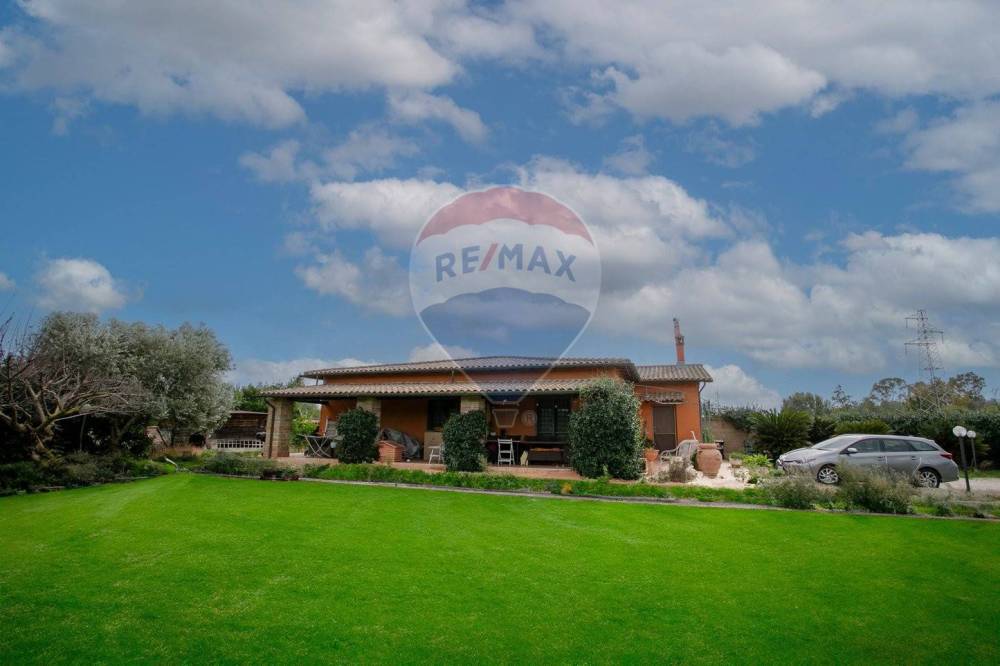 casa indipendente in vendita a Cerveteri