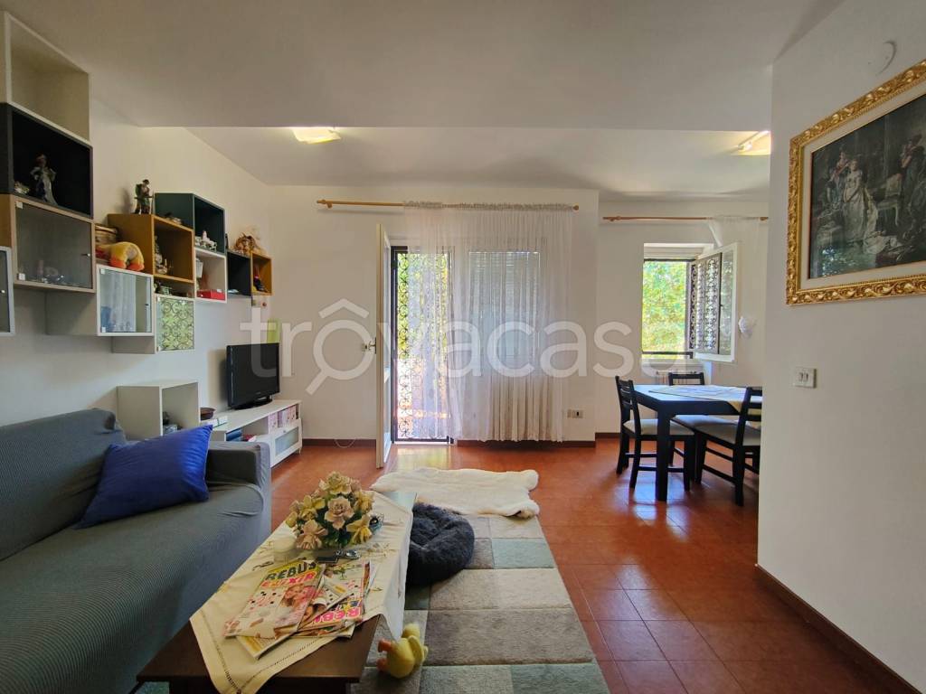 appartamento in vendita a Cerveteri in zona Marina di Cerveteri
