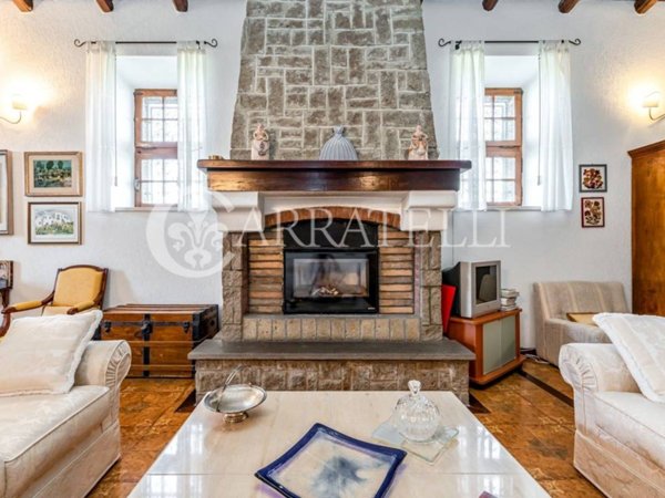 casa indipendente in vendita a Cerveteri