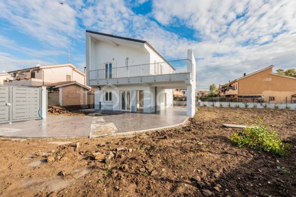 casa indipendente in vendita a Cerveteri