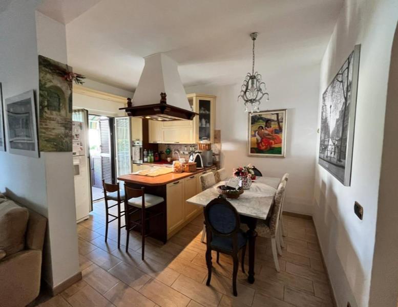 appartamento in vendita a Cerveteri in zona Cerenova