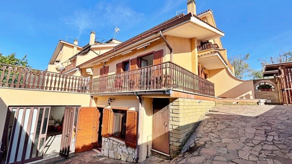 casa indipendente in vendita a Cerveteri