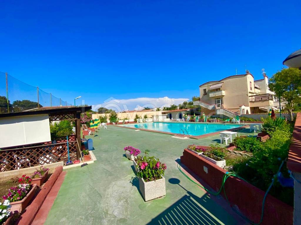 casa indipendente in vendita a Cerveteri in zona Marina di Cerveteri