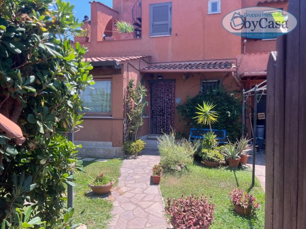 casa indipendente in vendita a Cerveteri in zona Cerenova