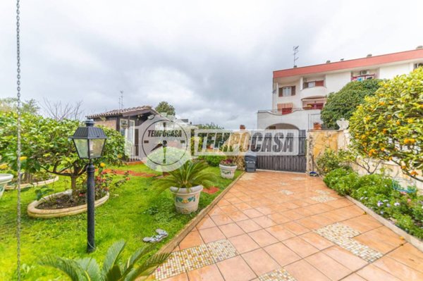 casa indipendente in vendita a Cerveteri in zona Marina di Cerveteri
