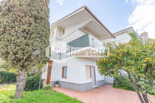 casa indipendente in vendita a Cerveteri in zona Cerenova