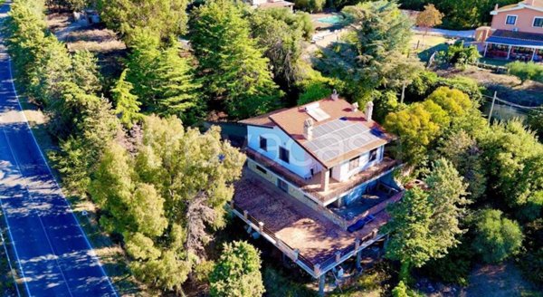 casa indipendente in vendita a Cerveteri in zona Sasso