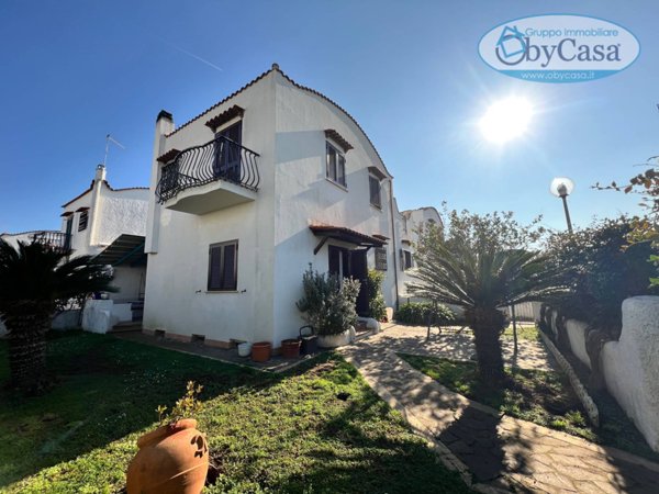 casa indipendente in vendita a Cerveteri in zona Cerenova
